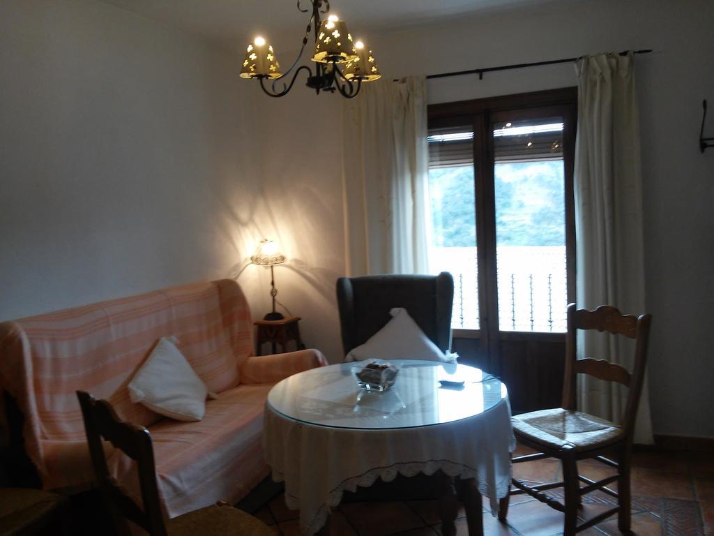 Apartamentos Rurales Jardines Del Visir Genalguacil Exteriér fotografie
