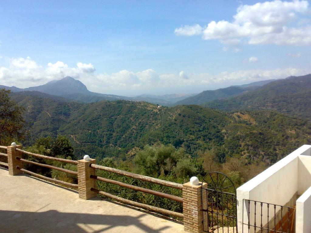 Apartamentos Rurales Jardines Del Visir Genalguacil Exteriér fotografie